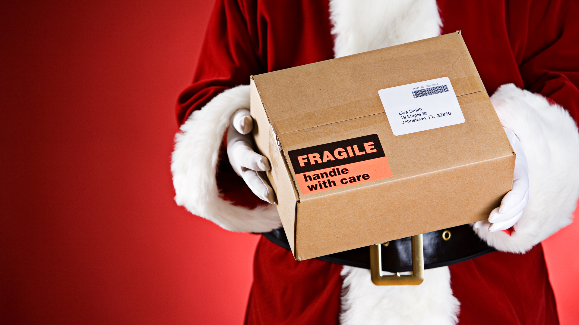 Holiday Shipping Seanlockephotography Dreamstime 5fc7b2fb4e1b2