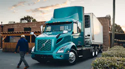 Volvo Vnr Electric 6x2 Tractor With Reefer Trailer