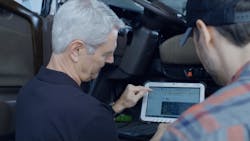 Decisiv Srm Milestone 1 5ff32e0a8b028 Decisiv Srm Milestone 1 5ff32e0a8b028