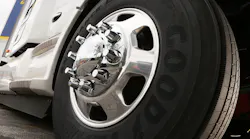 Fleetowner 32598 Link Goodyear Endurance Lhs Steer Tire Web