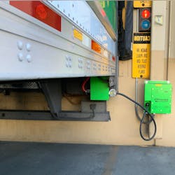 E Tr Uconnect Docking Station And Truck Trailer Kit Scaled 604a306e408be E Tr Uconnect Docking Station And Truck Trailer Kit Scaled 604a306e408be