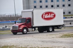 The Model 536 offers outstanding visibility through its lowered dash, sloped hood and large mirrors. The Model 536 offers outstanding visibility through its lowered dash, sloped hood and large mirrors.