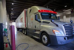 Iwx Motor Freight 6075988ec3332 Iwx Motor Freight 6075988ec3332