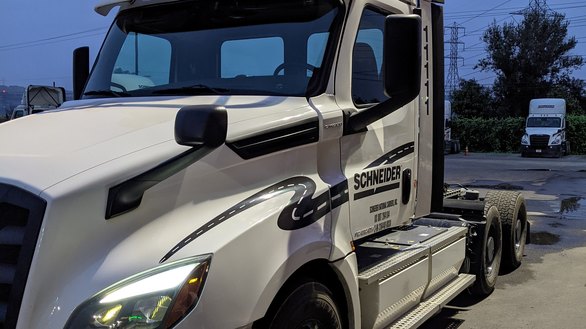 Schneider tested one full battery-electric Freightliner eCascadia Class 8 day cab for approximately six months in Southern California intermodal and port drayage applications.