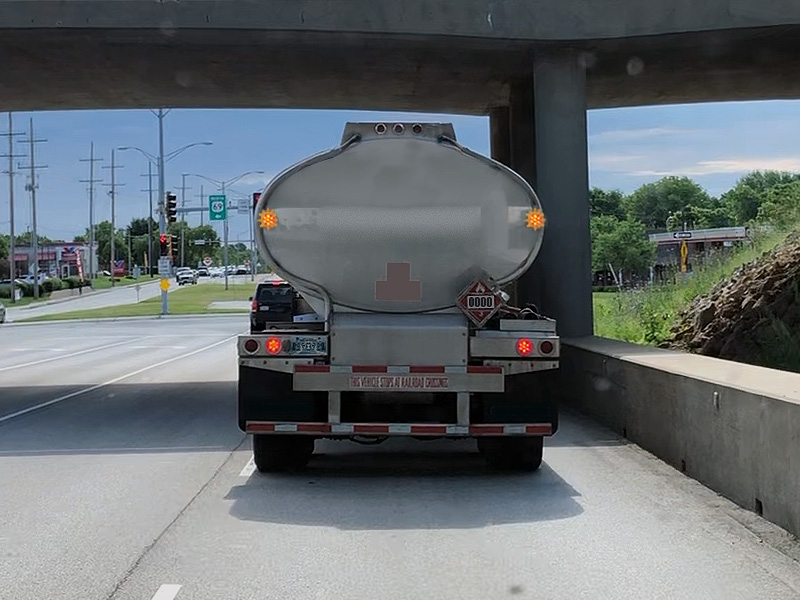 Some fleets opt to use dual outboard lights. Mounting on a tank requires adhesive or brackets to avoid drilling or welding. Some fleets opt to use dual outboard lights. Mounting on a tank requires adhesive or brackets to avoid drilling or welding.