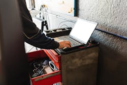 The integration of vehicle information into the shop diagnostic tool is key to ensure streamlined service for commercial fleets. The integration of vehicle information into the shop diagnostic tool is key to ensure streamlined service for commercial fleets.