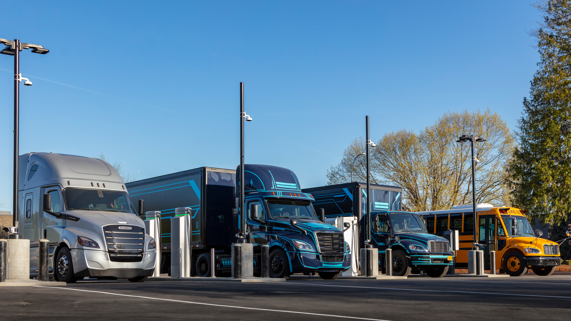 Freightliner E Cascadia E M2 And Tbb Jouley 610d37f65fe58