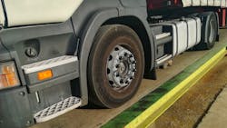 Dreamstime Xxl 102705050 Truck Weight Fcobosp 611acb6b21022 Dreamstime Xxl 102705050 Truck Weight Fcobosp 611acb6b21022