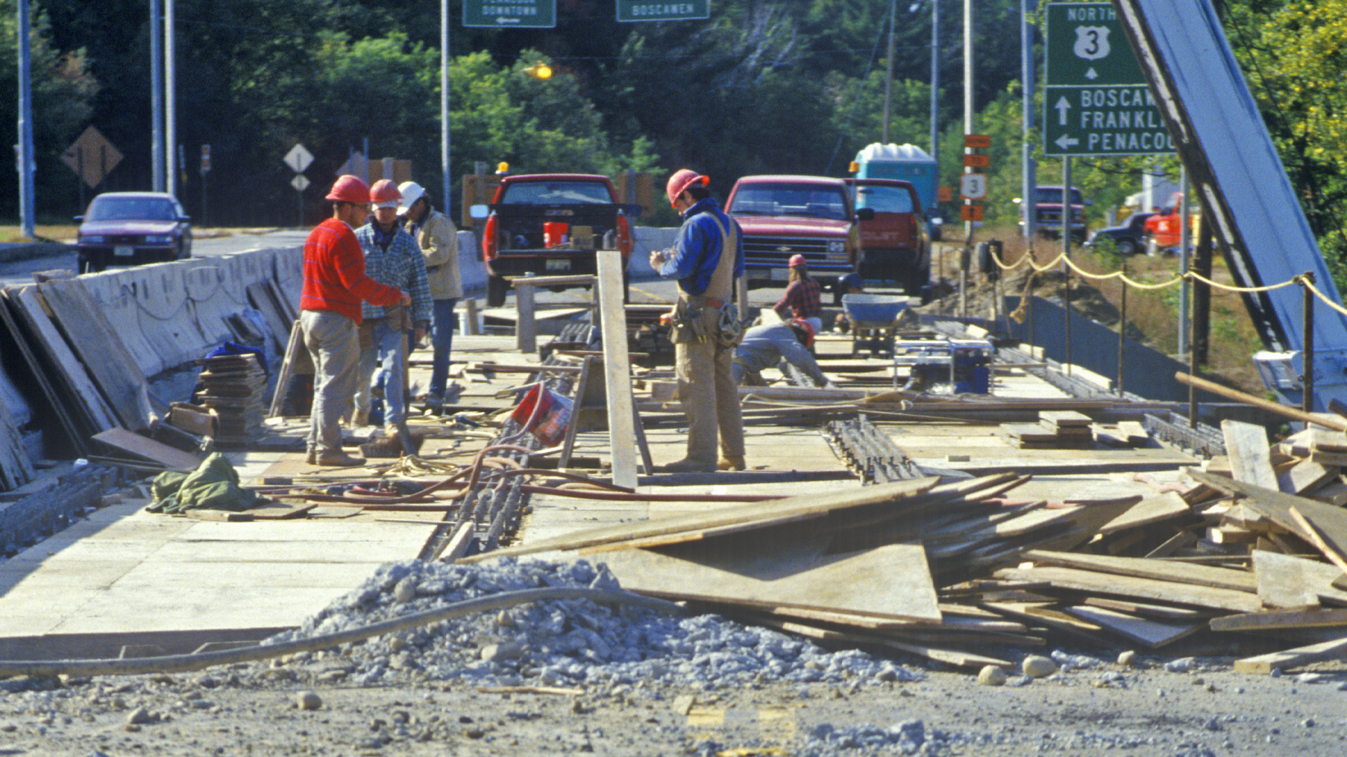 Senate Approves Bipartisan $1 Trillion Infrastructure Bill | FleetOwner