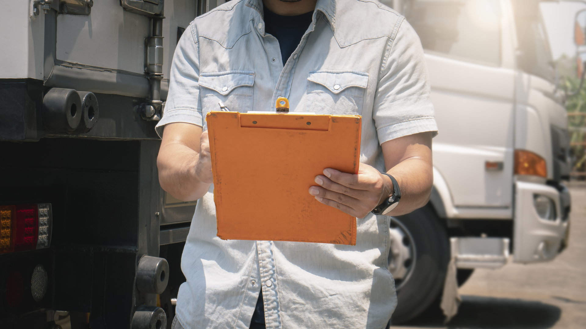 Inspection 210432565 Automotive Siwakorn Klomwinyarn Dreamstime 612e350323209