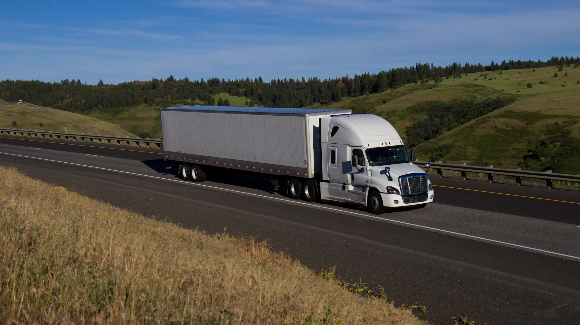White Freightliner Truck Trailer On Highway Dakotastudios Dreamstime 611d1351c655b