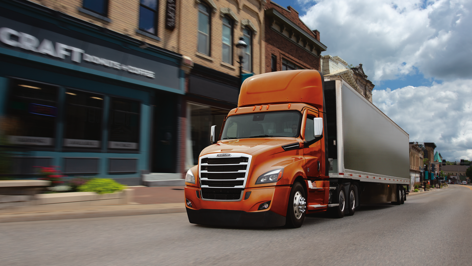 Freightliner Cascadia Orange 6149e185de5a4