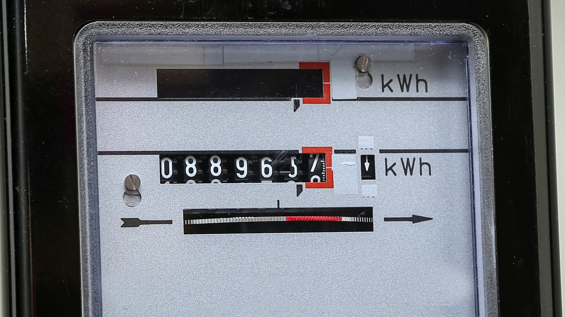 Dreamstime Xxl 164066905 Electric Energy Monitor 164066905 Leo Malsam 6154662970bb3