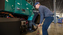 Vnr Electric Technician Removing Battery Cover