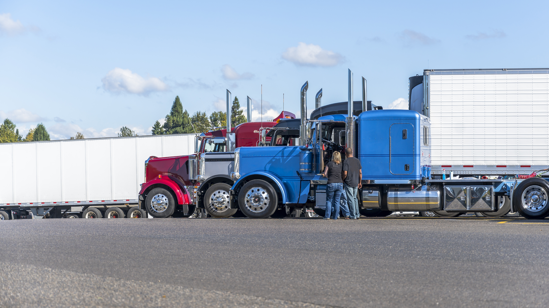 big blue trucking provides transportation