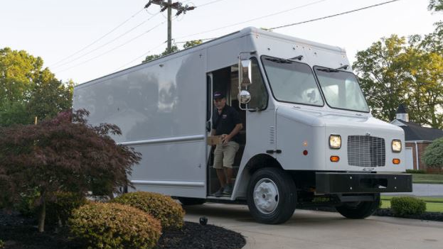 The MT50e&rsquo;s range of 170 miles on a single charge and rating of 19,000 lb. GVWR are comparable to existing MT vans from Freightliner Custom Chassis.