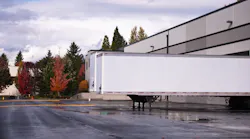 Semi Trailers 108495038 Vitpho Dreamstime