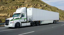 Penske Truck Leasing E Cascadia