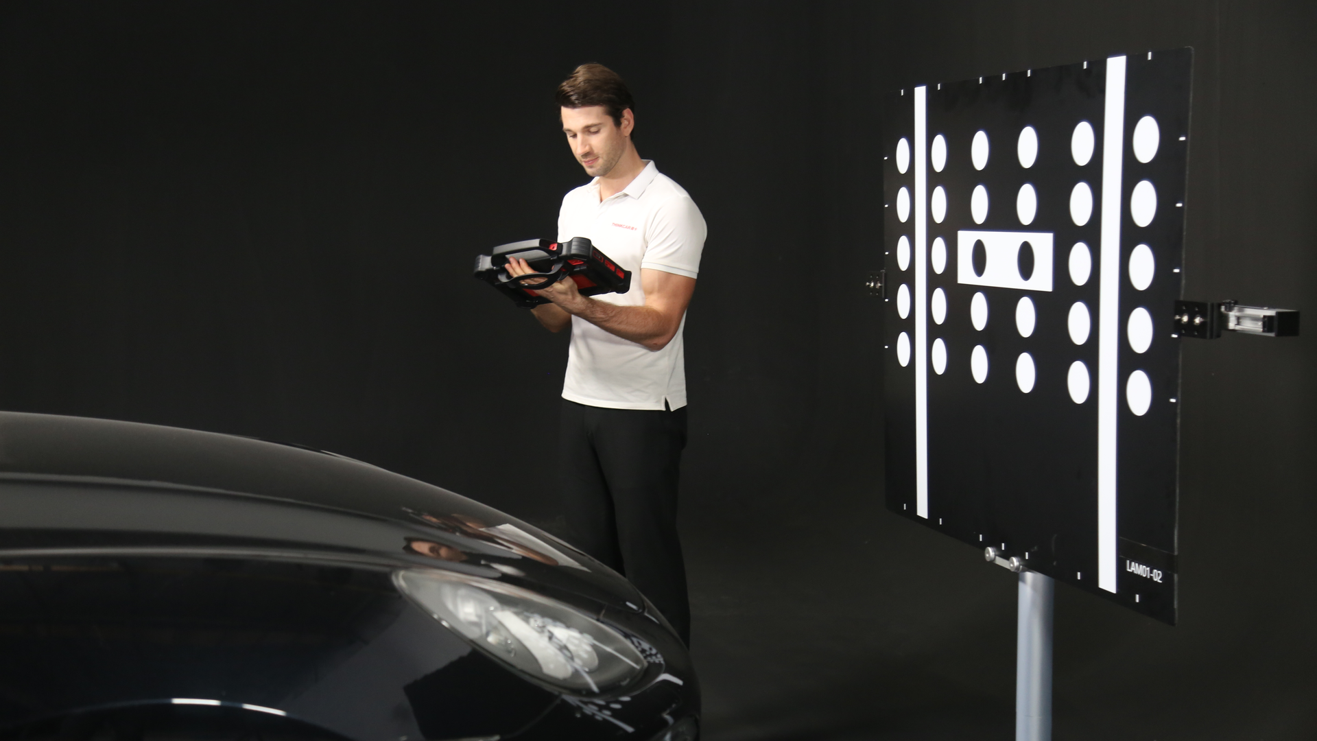 The TOPDON Phoenix ADAS Mobile can collapse for easy storage and transport. It takes about 30 minutes to set up.