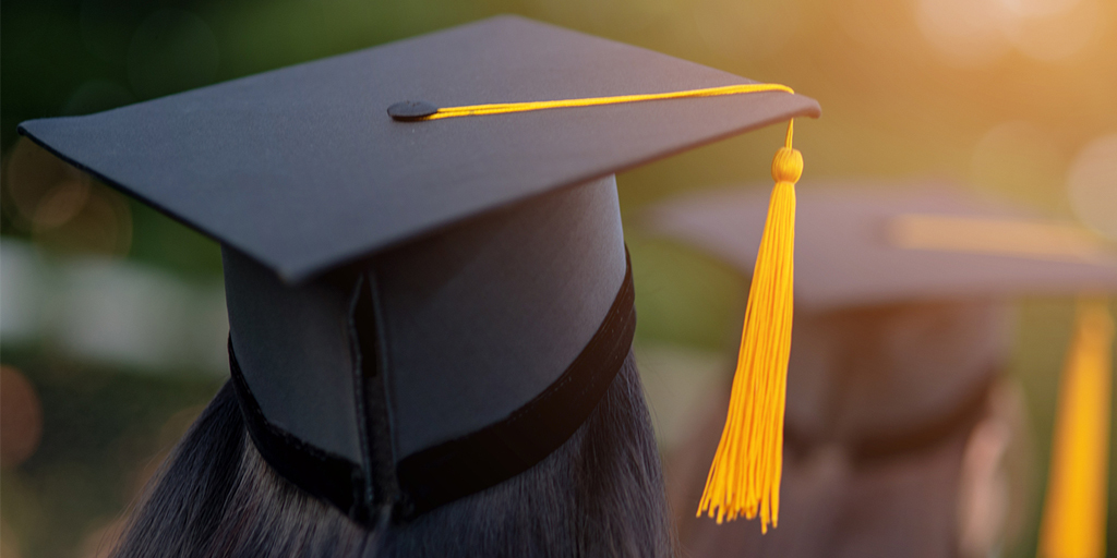 C h Robinson Carrier Scholarships Horizontal 61f2cdfe32f69