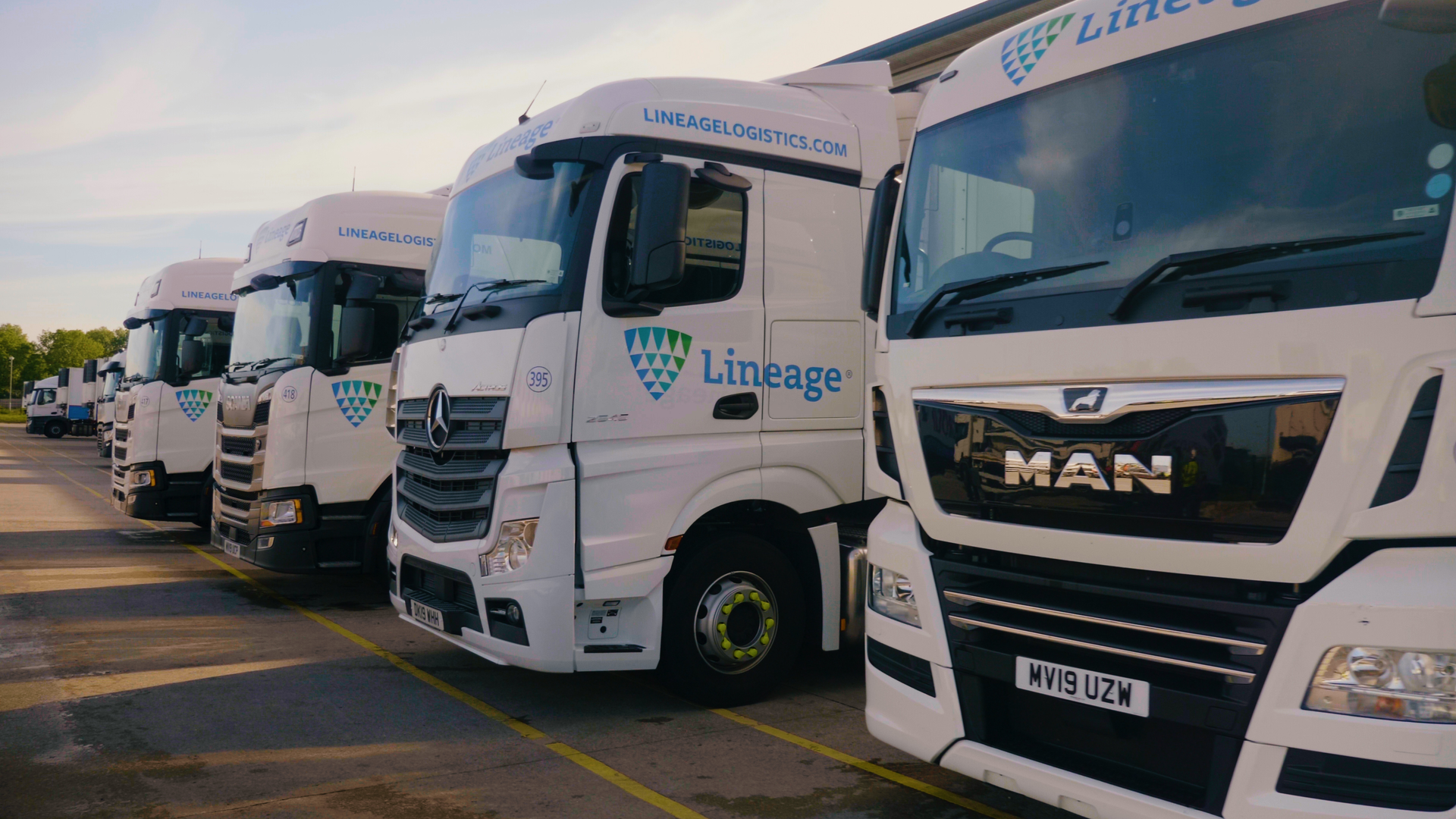 Lineage Logistics Trucks Twitter 61defd5577019