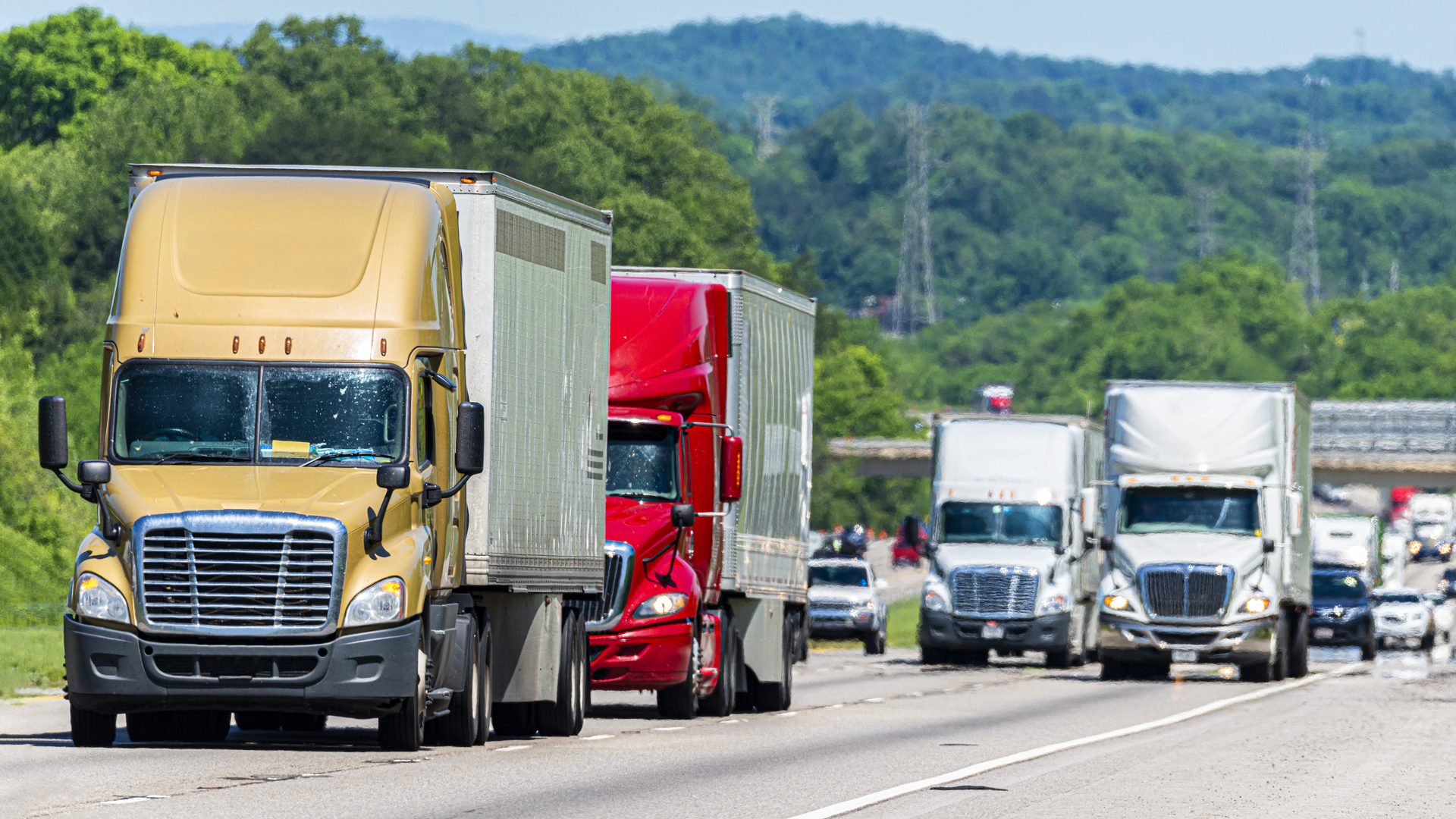 Interstate Trucks Dreamstime 168655578 Carolyn Franks 61fafdda762e9
