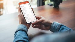 Mobile Mockup Hands Denim 1000px 62421cad5a44e Mobile Mockup Hands Denim 1000px 62421cad5a44e