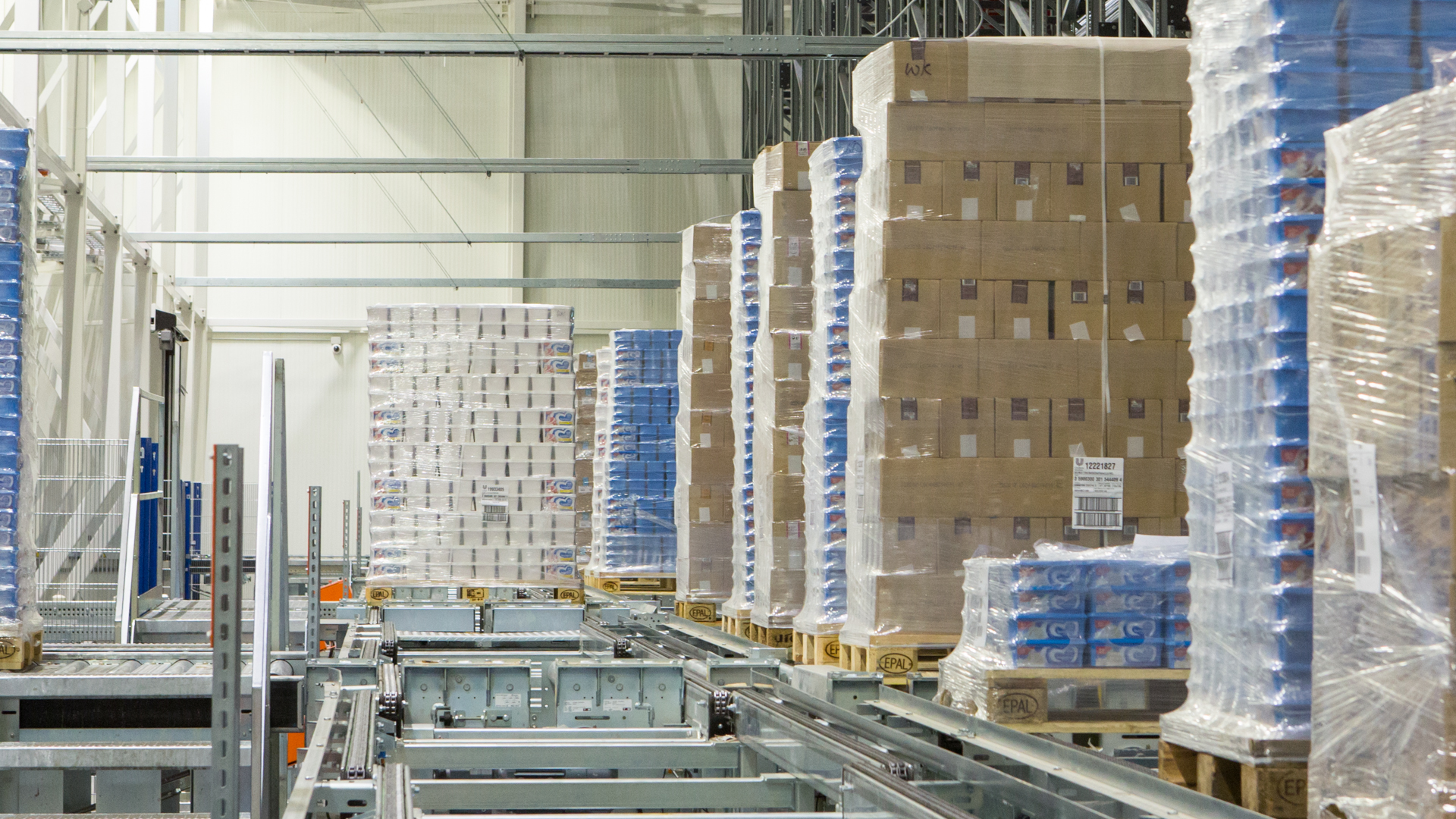 210422 Conveyor With Pallets 625831971c7b8