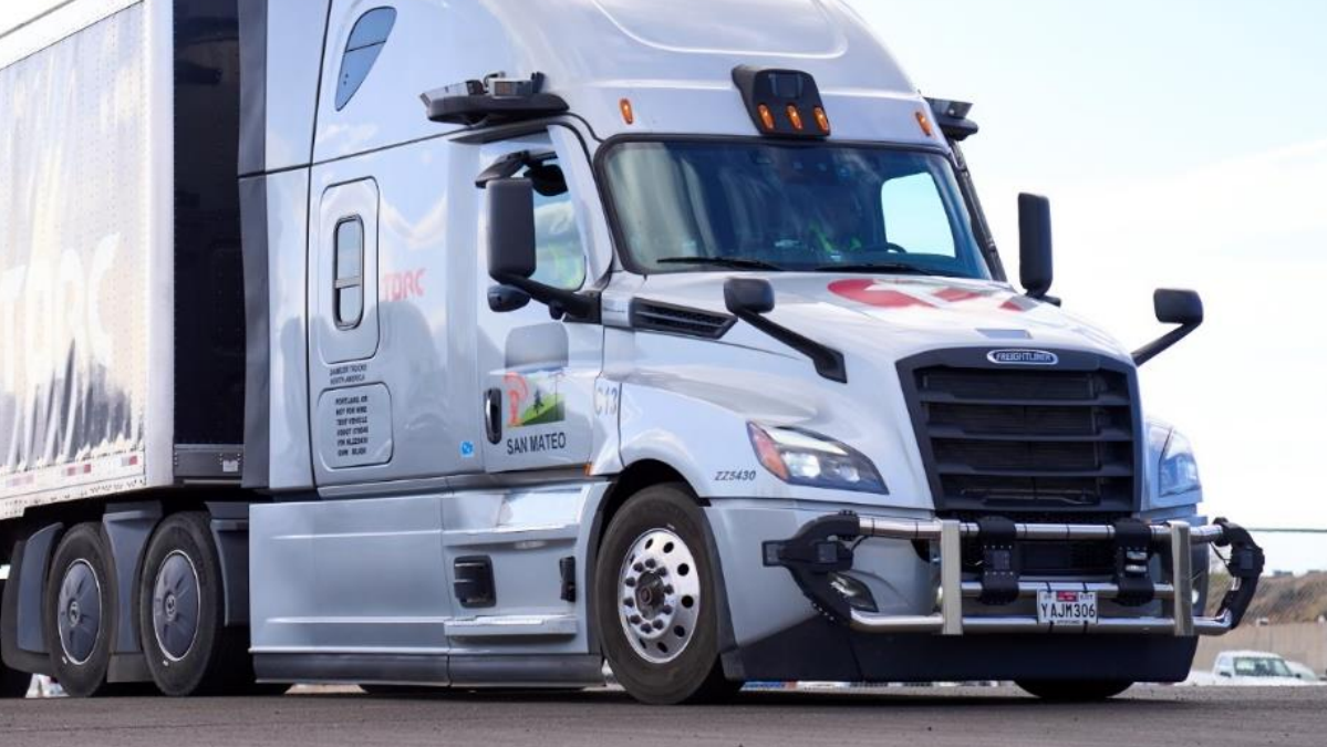 Daimler Truck North America Revenues Climb 30% | FleetOwner