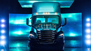Dtna Freightliner E Cascadia (1)