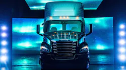 Dtna Freightliner E Cascadia (1)