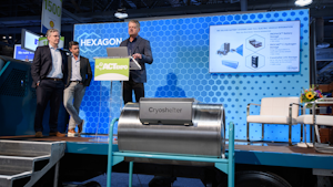From left, Matthias Rebernik, Cryoshelter CEO, Todd Sloan, EVP of Systems at Hexagon Purus, and Eric Bippus, SVP of Global Sales and Marketing at Hexagon Agility, unveil a new partnership at ACT Expo 2022.