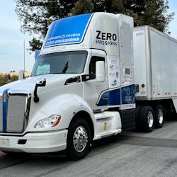 Kw T680 Fcev Large 6261738f38b4b Kw T680 Fcev Large 6261738f38b4b