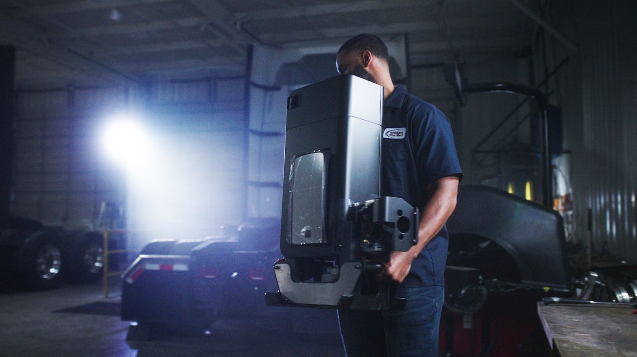 Southern Tire Mart testing found a technician can swap out Kodiak Robotics' SensorPods without special tools and the process is similar in complexity to changing a tire.