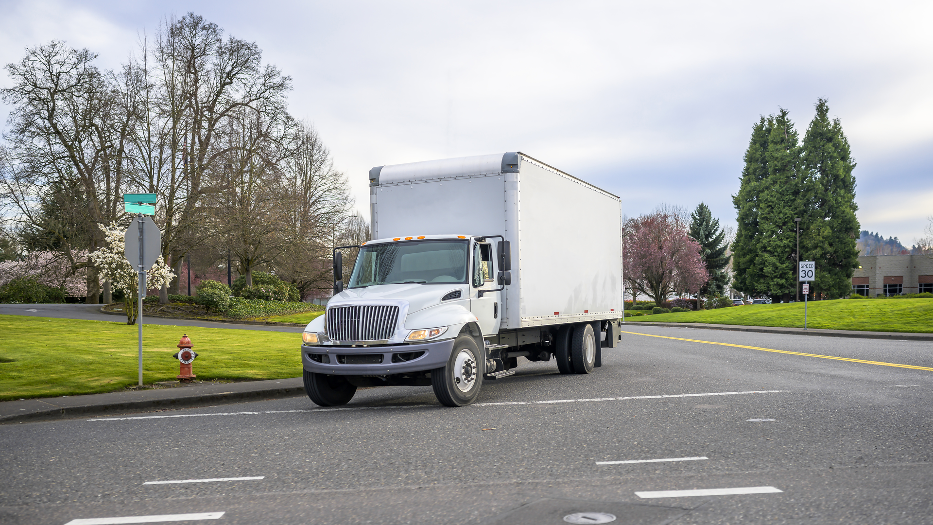 Dreamstime Xl 177079767 Vitpho Final Mile 62eadbec7e842