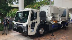 221005 Mack Lr Electric Introduced To Miami Dade County Community 633dd09432eb5 221005 Mack Lr Electric Introduced To Miami Dade County Community 633dd09432eb5