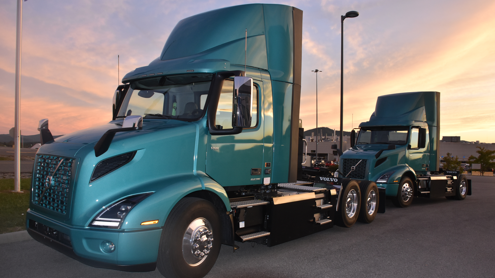 Two Volvo VNR Electric regional Class 8 tractors from the company's Dublin, Virginia, assembly plant.