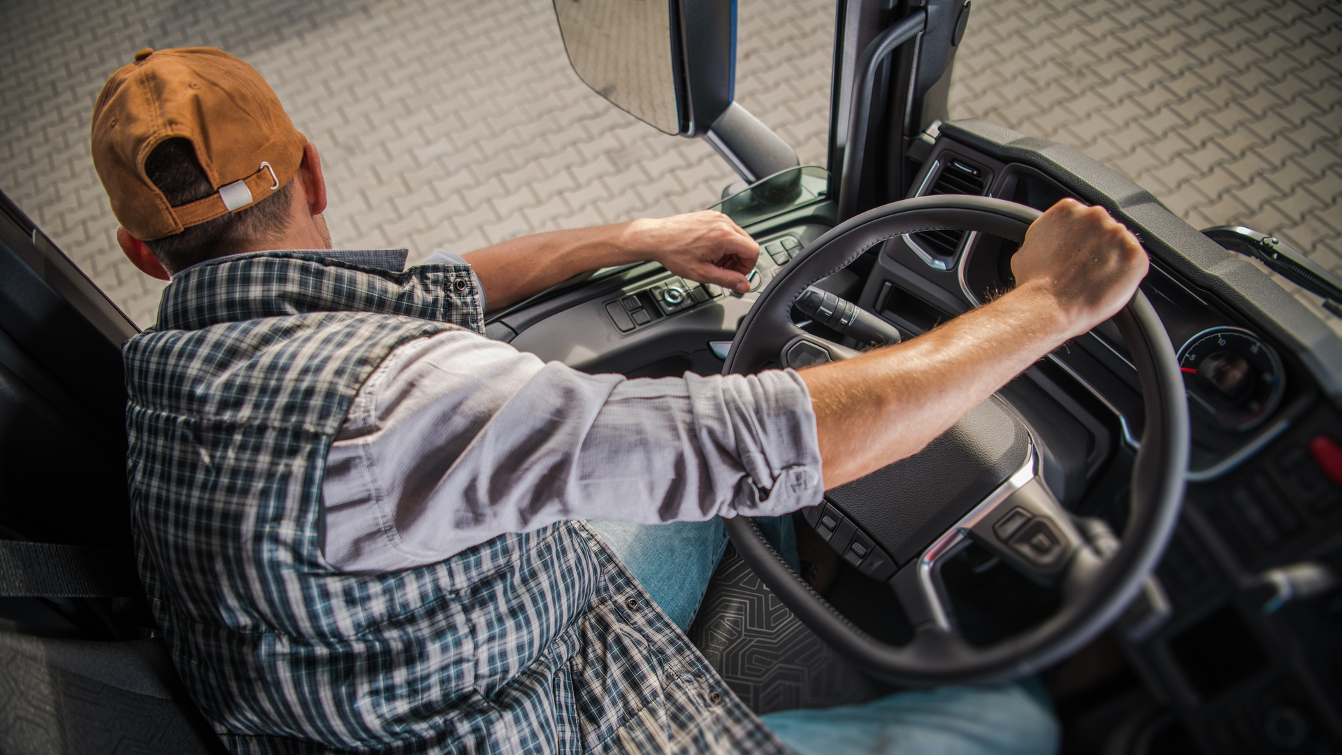 Dreamstime Xxl 129205753 635ff8e5bf1f1