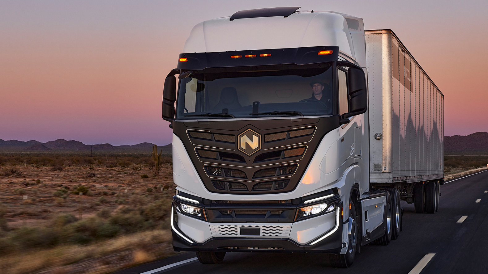 220502 Nikola Tre Bev 637bd32cc8c07