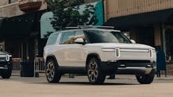 Rivn R1 T 2 636d8c6ce3648 Rivn R1 T 2 636d8c6ce3648