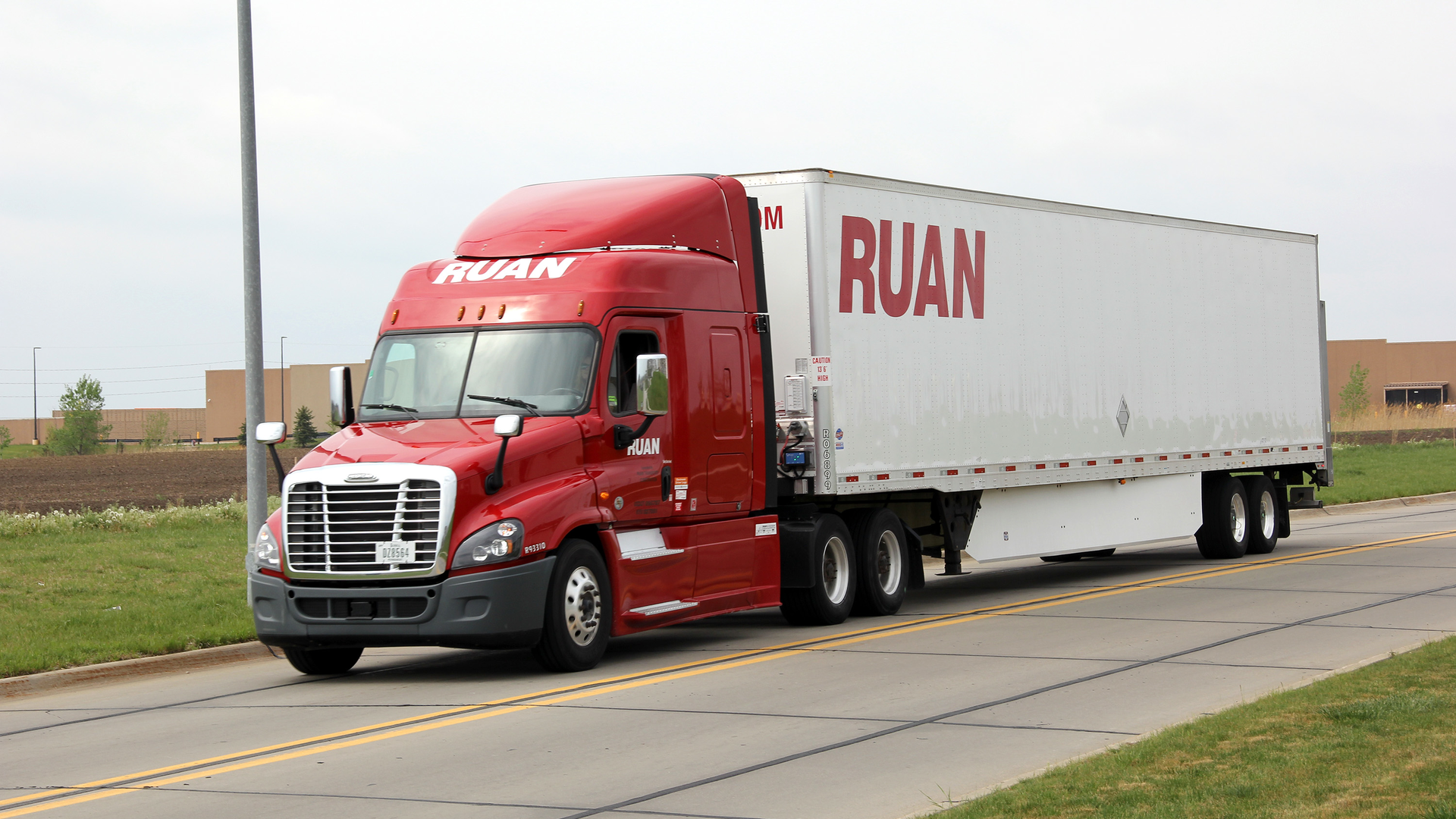 Ruan Sleeper Van 10in 60956ba8da430 6362de8600bb0