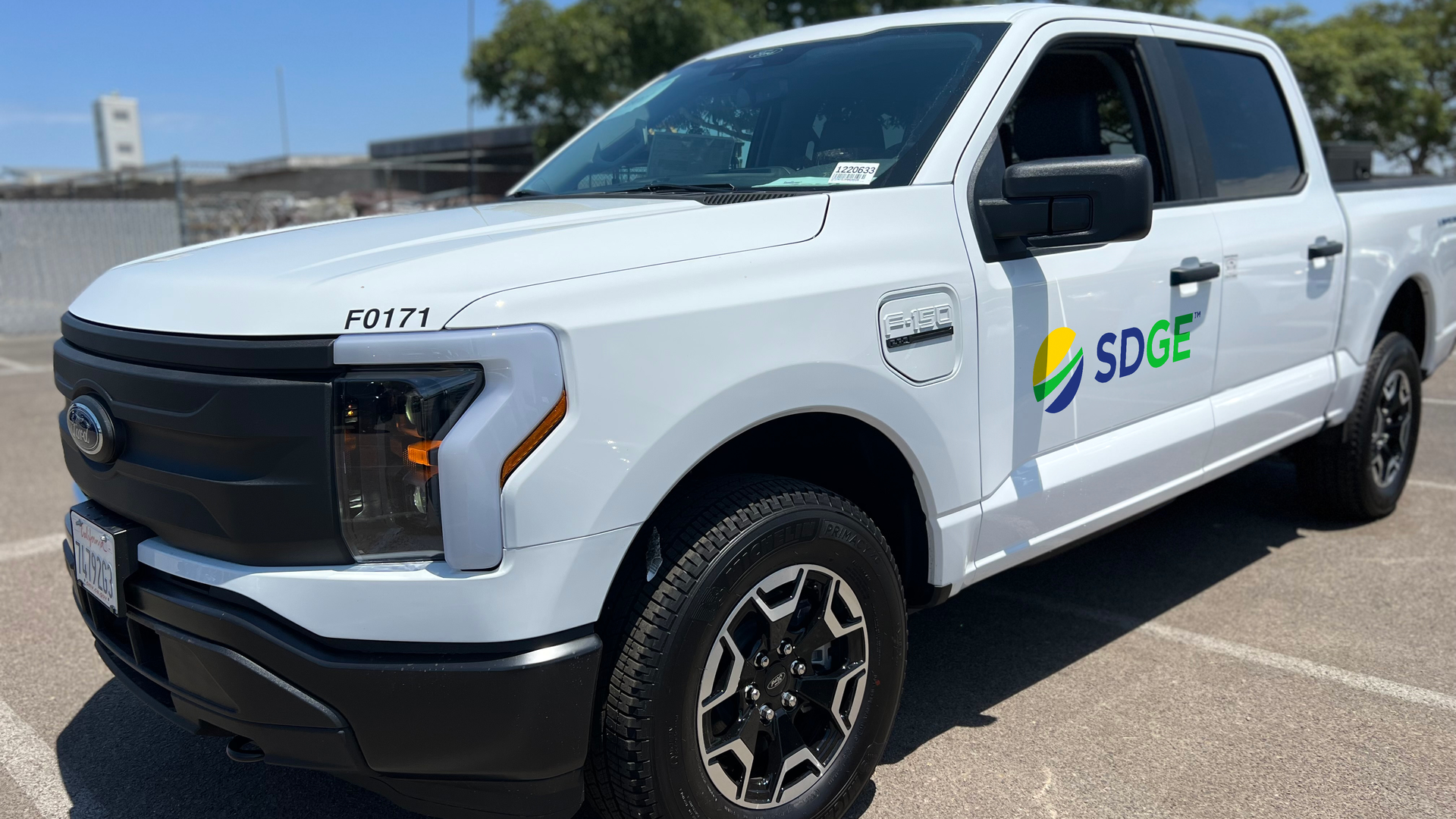 Ford Lightning Sdge 63a4c24a240d9