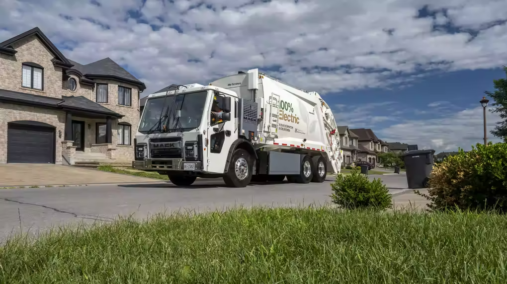 Evergreen Waste Services Orders A Mack Lr Electric 63eea55097590