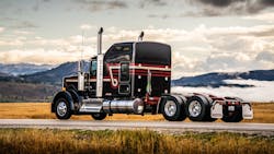 The W900 Limited Edition model is available in three configurations—86-in. Studio Sleeper, 72-in. Flat Top, and Extended Day Cab. The W900 Limited Edition model is available in three configurations—86-in. Studio Sleeper, 72-in. Flat Top, and Extended Day Cab.