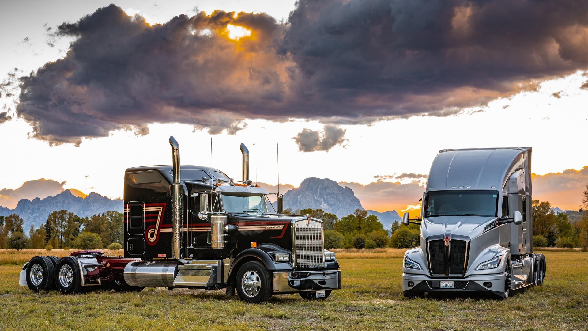 Kenworth Celebrates 100 Years With Two Special Edition Trucks | FleetOwner