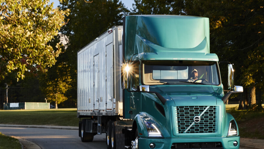 Volvo Vnr Electric On The Road 1440x500 63f526ccaa5fd