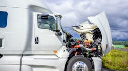 Truck Roadside Repair Dreamstime Vitpho 188130571 642ae4df92651 Truck Roadside Repair Dreamstime Vitpho 188130571 642ae4df92651
