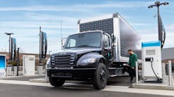 Freightliner E M2 (3) Electric Island