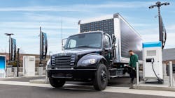 Freightliner E M2 (3) Electric Island