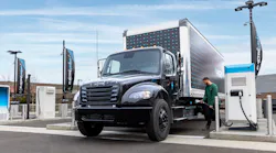 Freightliner E M2 (3) Electric Island